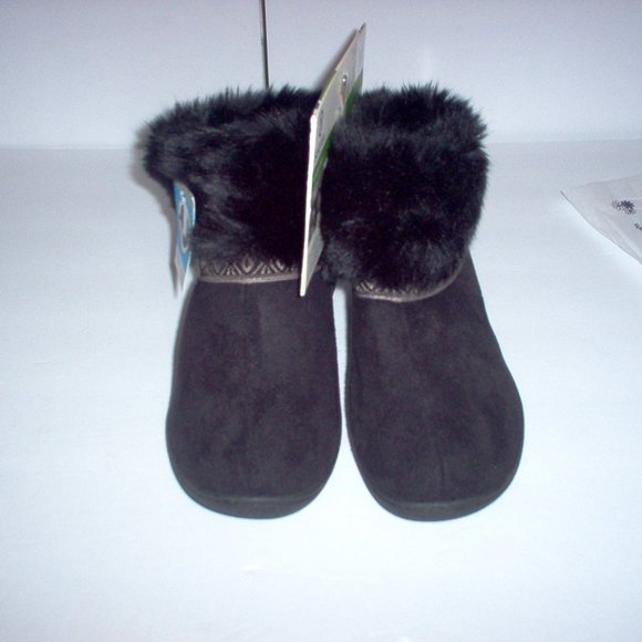 isotoner slippers, Size 9.5-10, (1) pr. left, Blk.